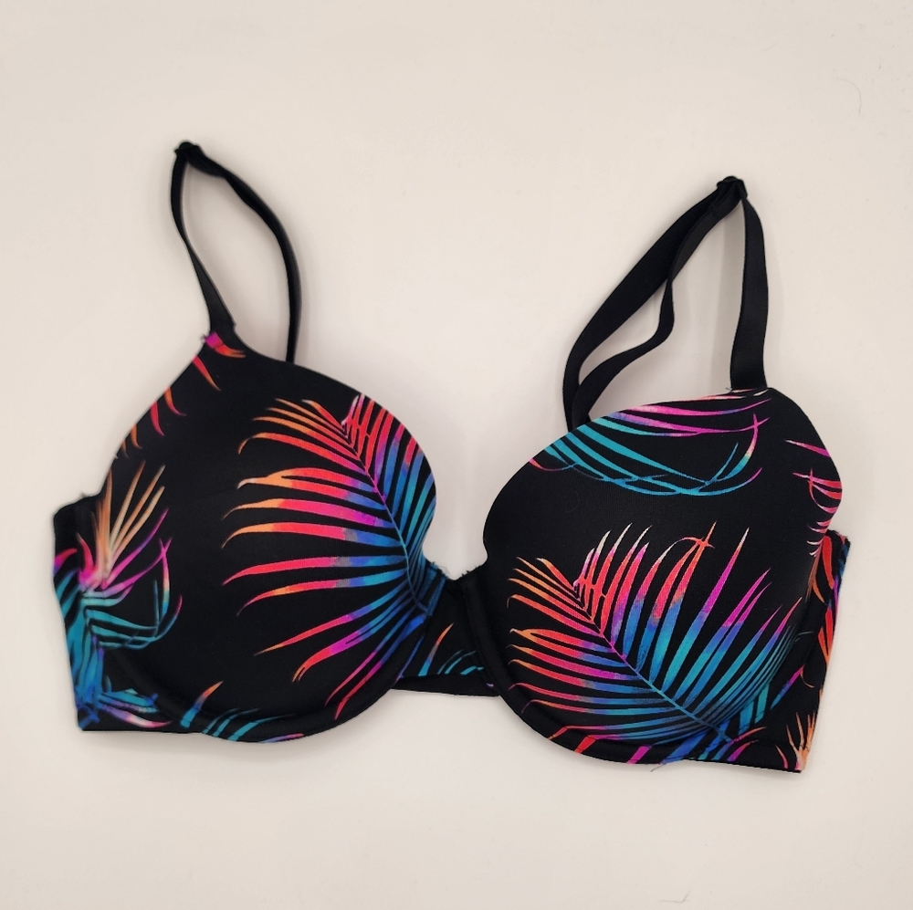 PINK Victoria's Secret Wear Everywhere T-shirt Lightly Lined Bra Tropical 34DD